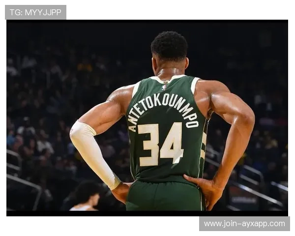 字母哥中投+扣篮，雄鹿轻取热火！