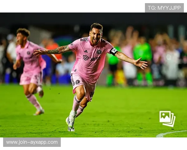 梅西再送精彩助攻，迈阿密国际3-1登顶瞬间沸腾全场